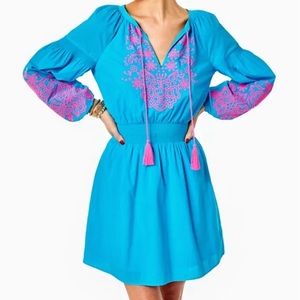 Brand new with  tags Lilly Analynn Dress M boho embroidery - beautiful dress